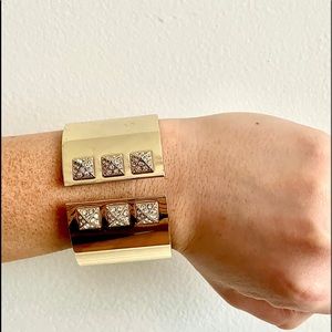 Victoria Secret rhinestone gold tone bracelet